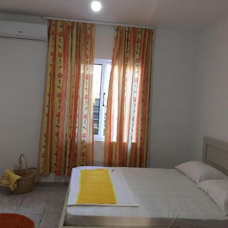 Cosyy House Vlorë Exterior foto